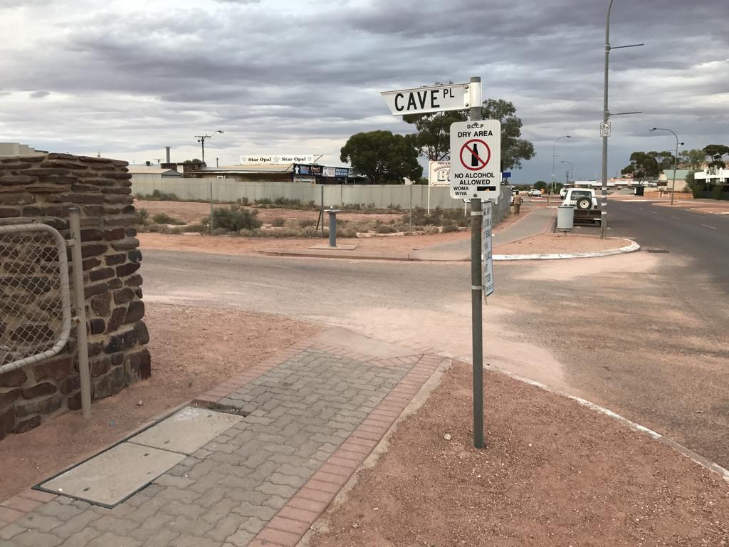 Cave Place Units Coober Pedy Exteriör bild